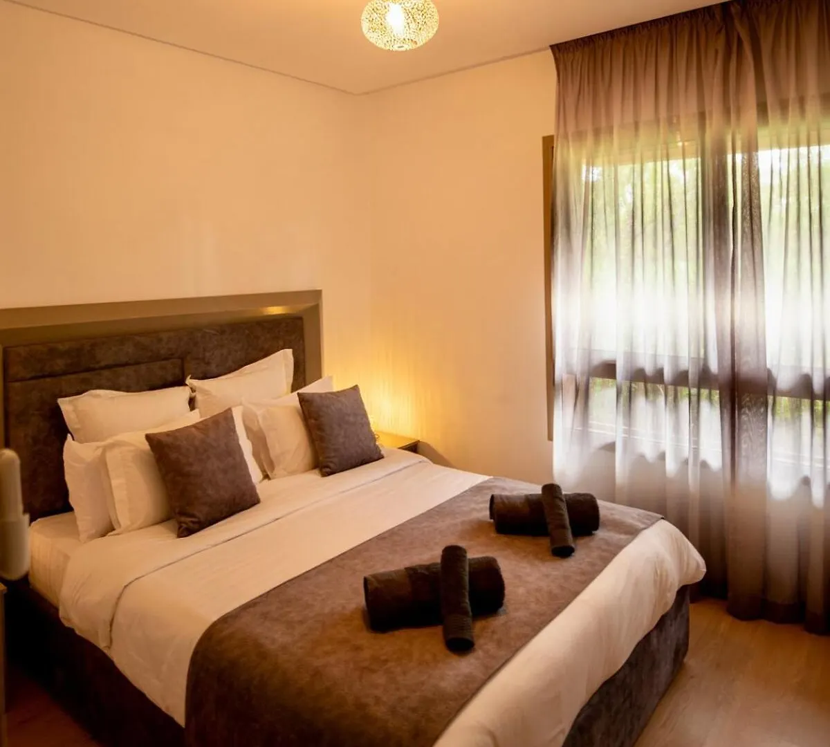 Modern 3Br Apartment With Pool & Golf Views Marrakesh